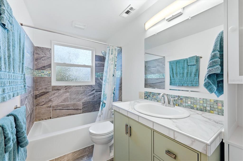 425 Driftwood Road Venice, FL 34293 - Photo 22 of 51