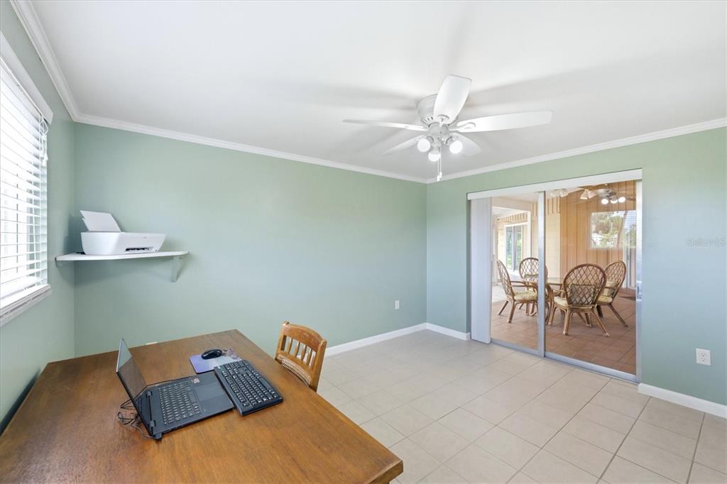425 Driftwood Road Venice, FL 34293 - Photo 23 of 51