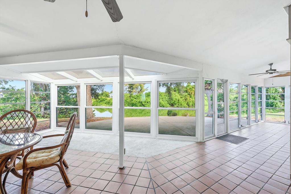 425 Driftwood Road Venice, FL 34293 - Photo 25 of 51