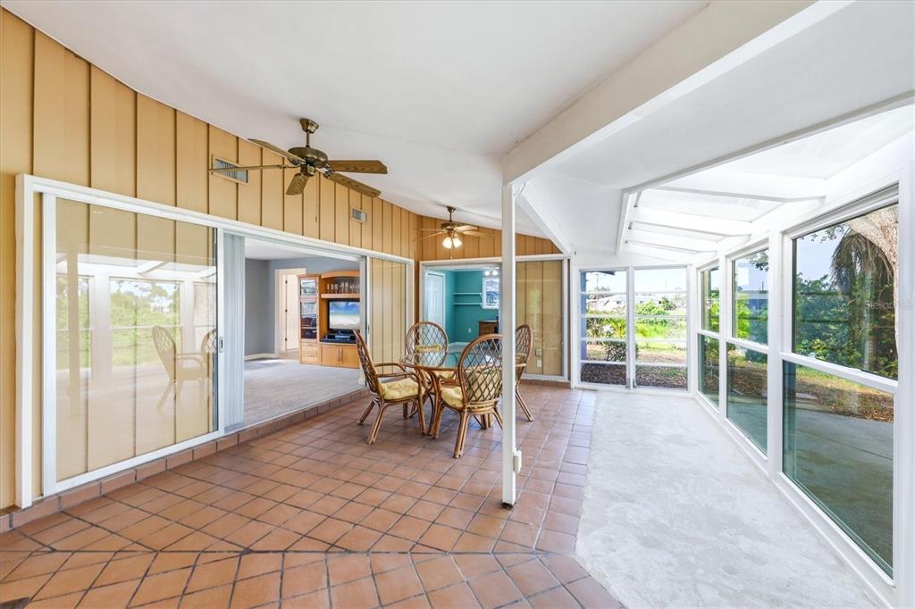 425 Driftwood Road Venice, FL 34293 - Photo 28 of 51