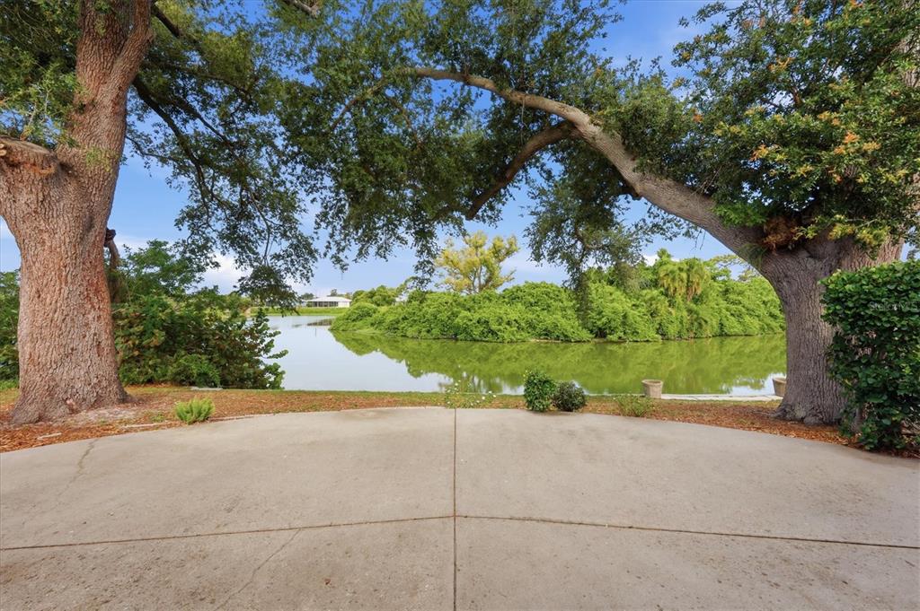 425 Driftwood Road Venice, FL 34293 - Photo 33 of 51