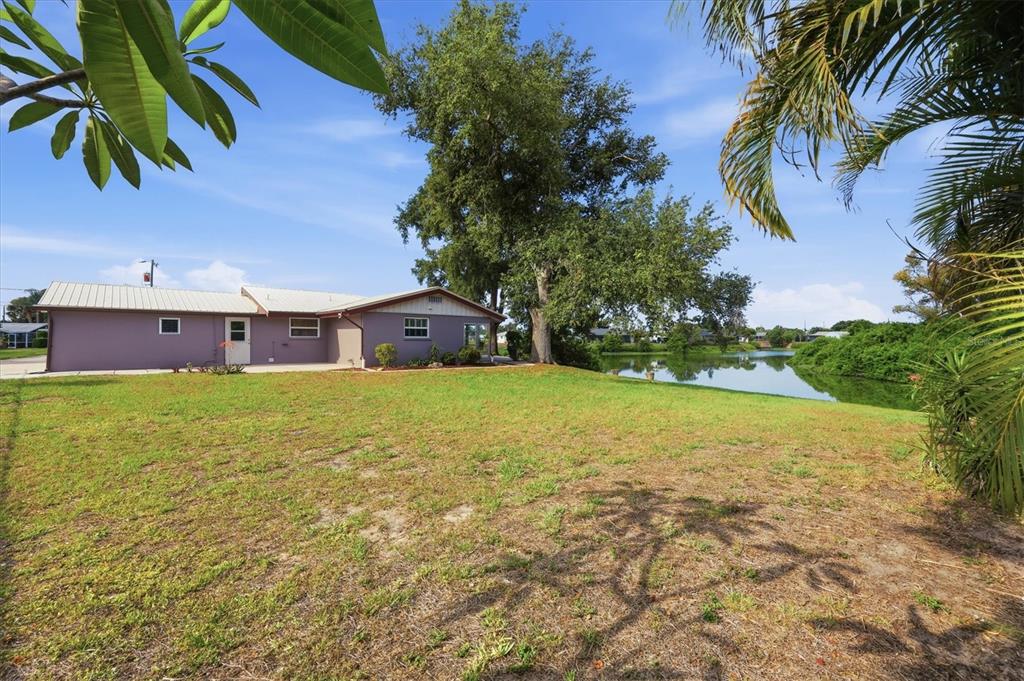 425 Driftwood Road Venice, FL 34293 - Photo 39 of 51