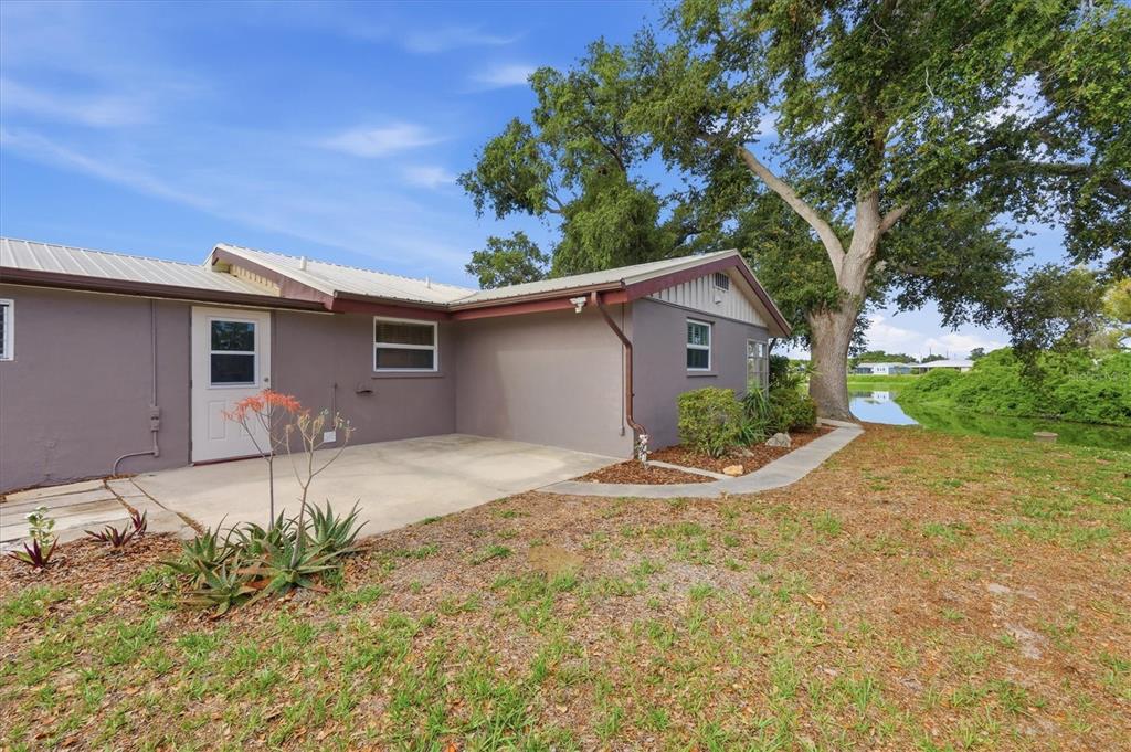 425 Driftwood Road Venice, FL 34293 - Photo 41 of 51