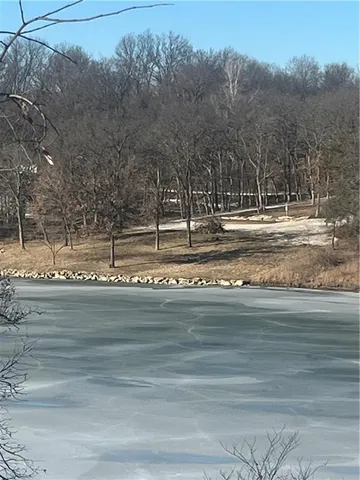 $64,900 | 32156 Lakecrest Drive, Excelsior Springs, MO 64024