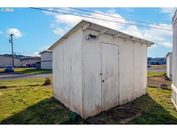 $35,000 | 1413 Hawthorne Avenue, Unit 32, Reedsport, OR 97467