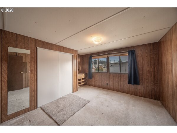 1413 Hawthorne Avenue, Unit 32 Reedsport, OR 97467 - Photo 9 of 22