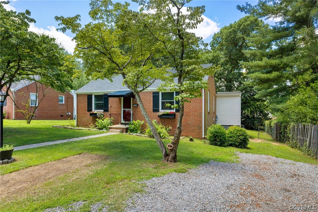 1658 Foster Road Richmond, VA 23226 - Photo 3 of 33 Gallery Image 3
