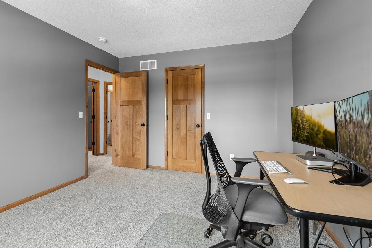 4120 Kings Road Chanhassen, MN 55331 - Photo 36 of 63