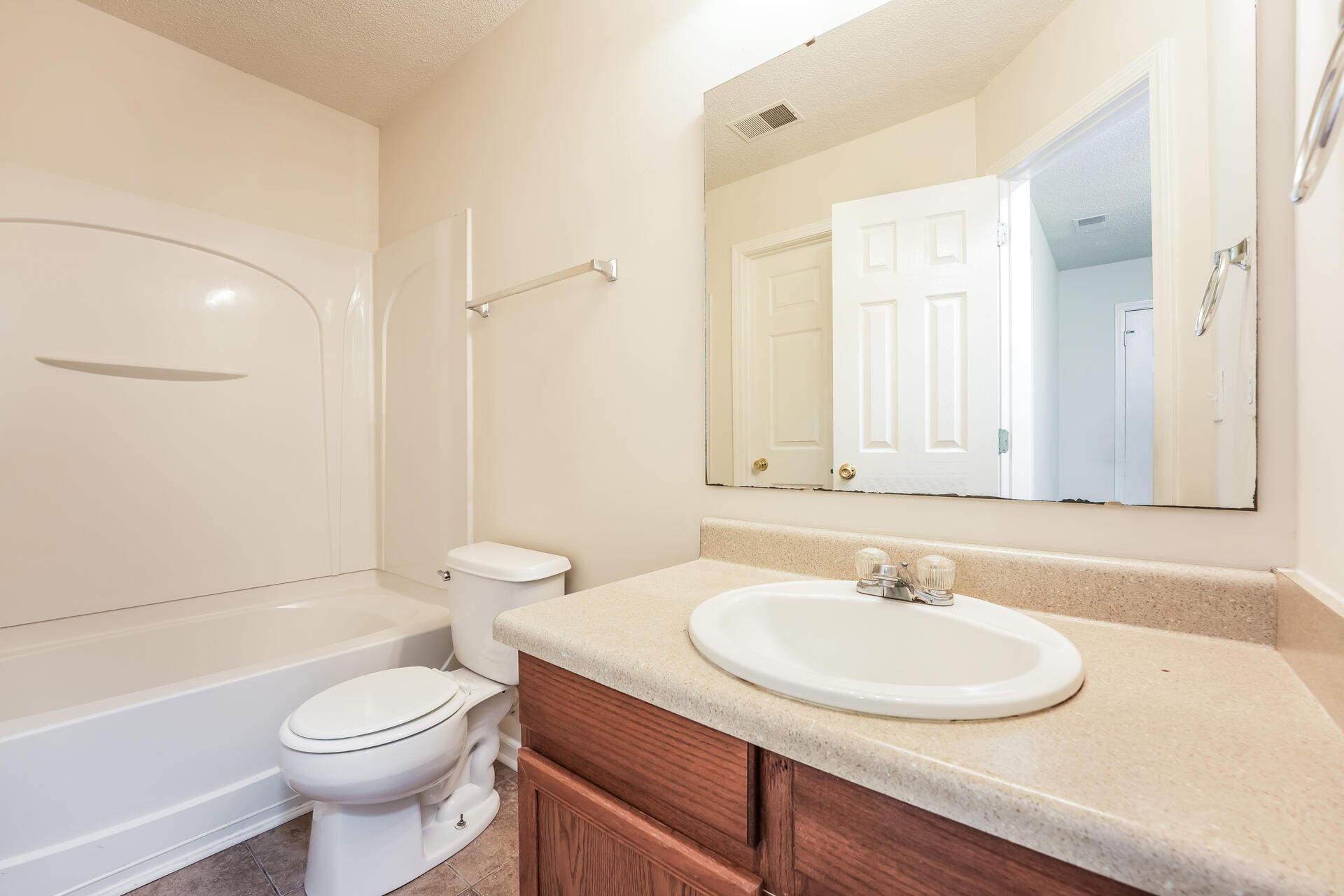1296 River Rock Road Hanahan, SC 29410 - Photo 18 of 21 listing_17