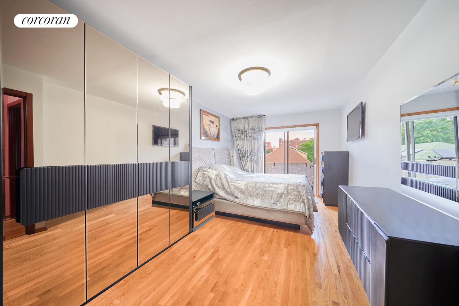 1749 East 16th Street, Unit 3A Brooklyn, NY 11229 - Photo 5 of 10