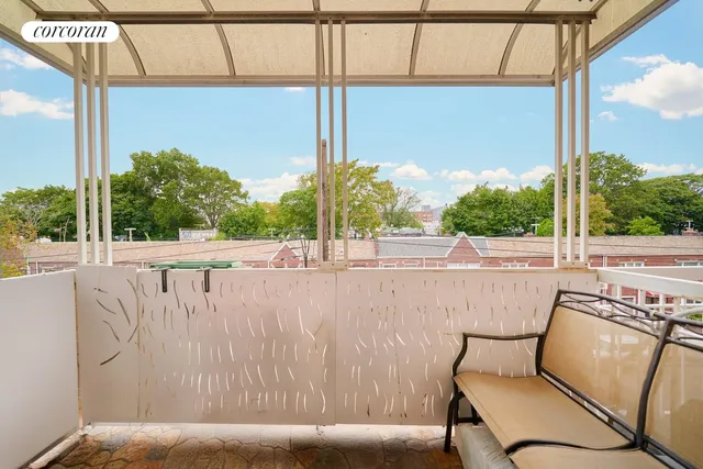 $744,000 | 1749 East 16th Street, Unit 3A | Homecrest