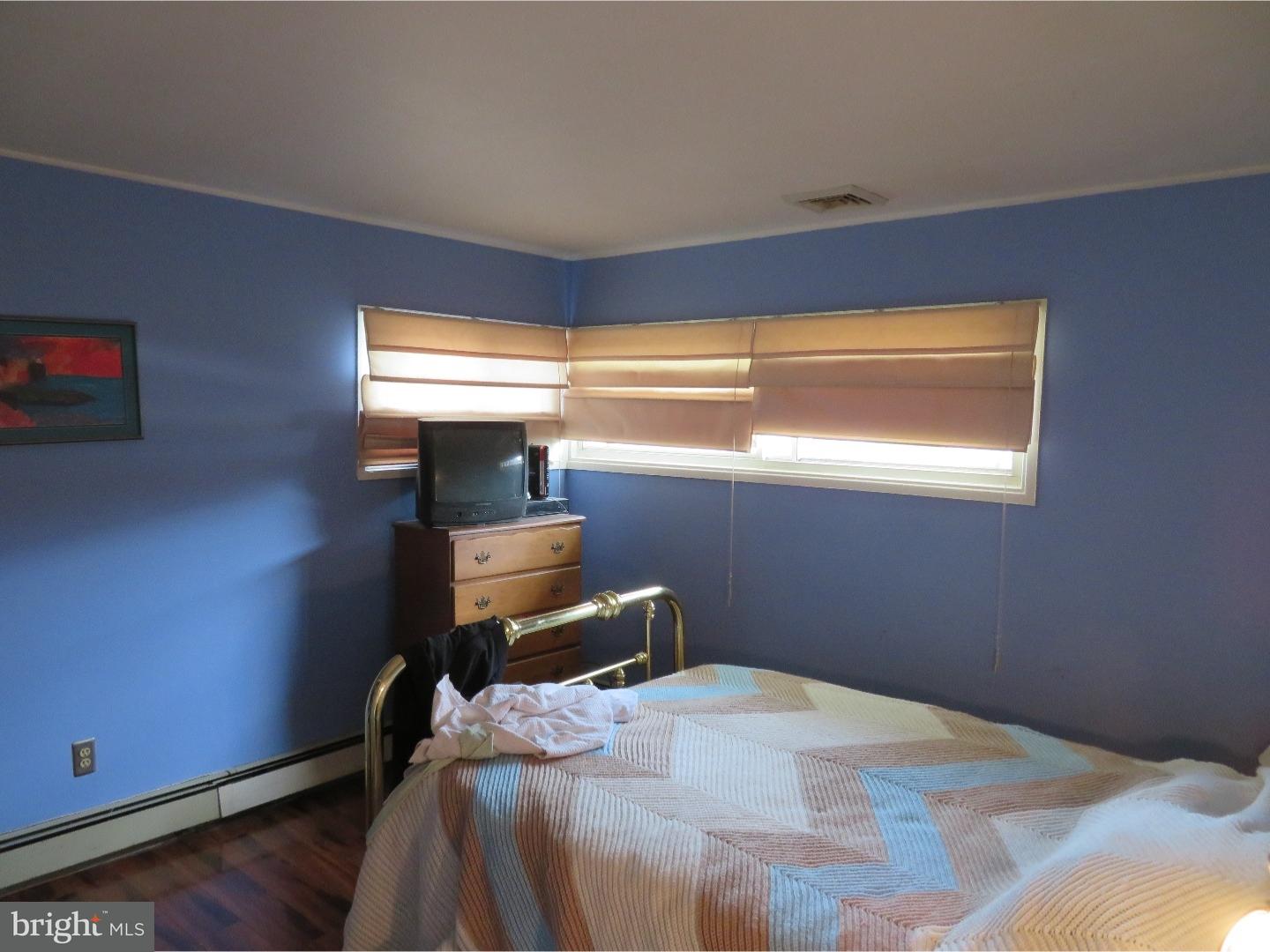 75 Candle Road Levittown, PA 19057 - Photo 8 of 15