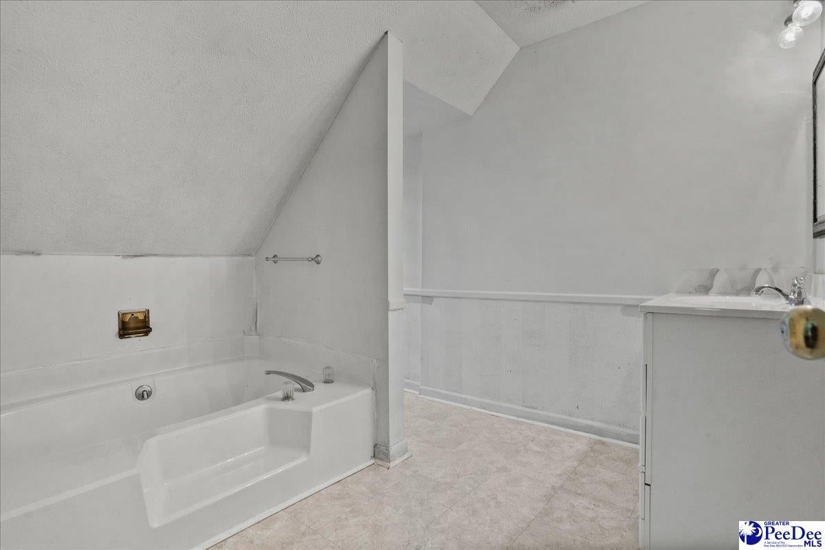 444 Judge Road Dillon, SC 29536 - Photo 34 of 51 Gallery Image 34