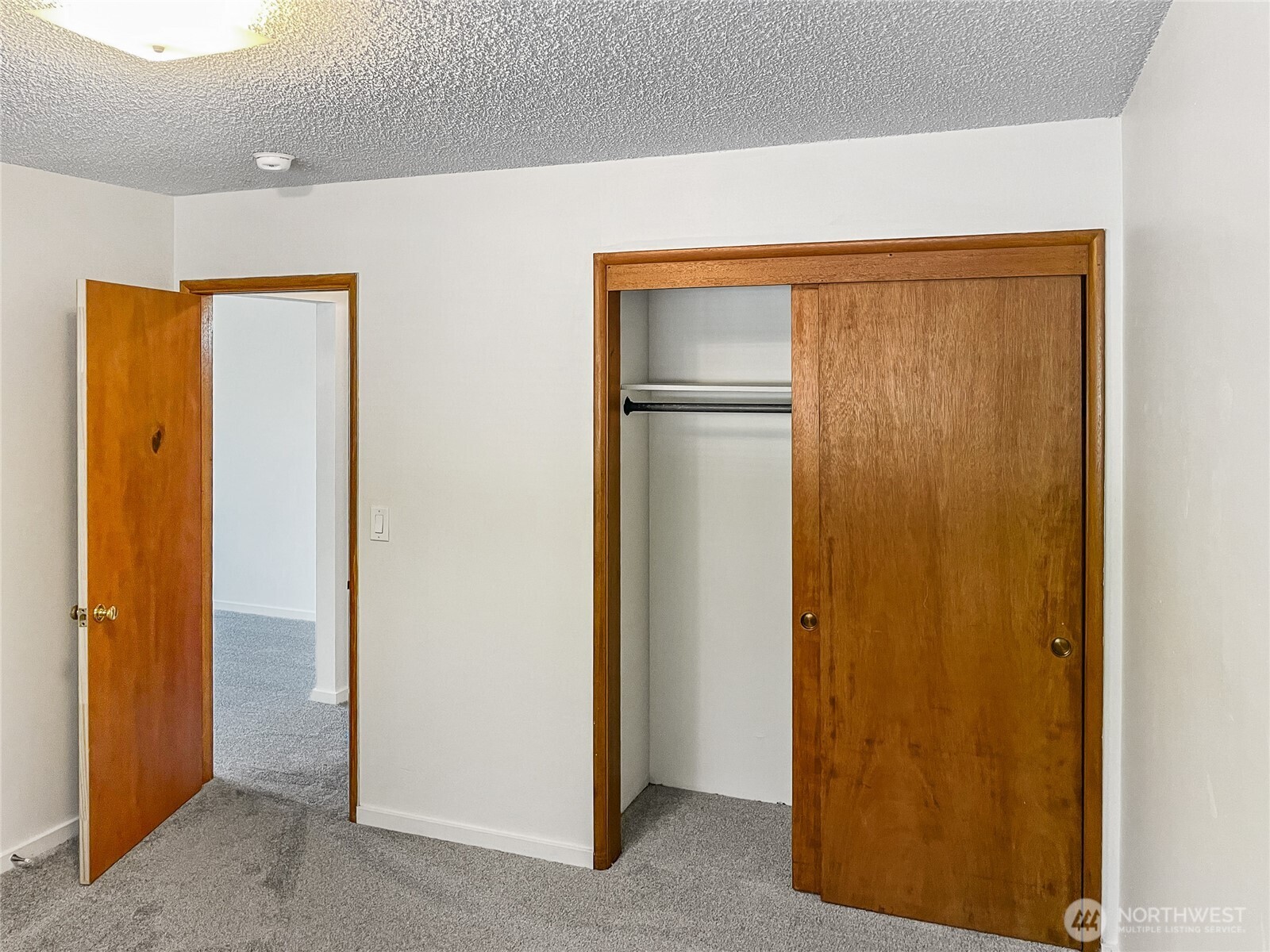 8821 35th Avenue Southwest Seattle, WA 98126 - Photo 22 of 30 Gallery Image 22