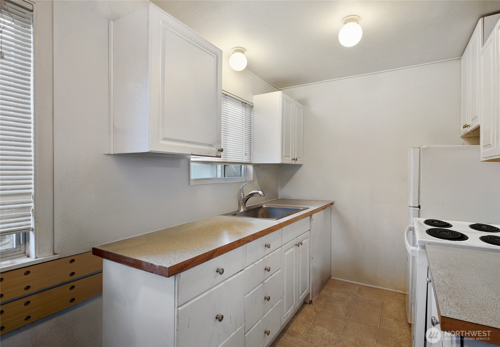 8821 35th Avenue Southwest Seattle, WA 98126 - Photo 26 of 30 Gallery Image 26