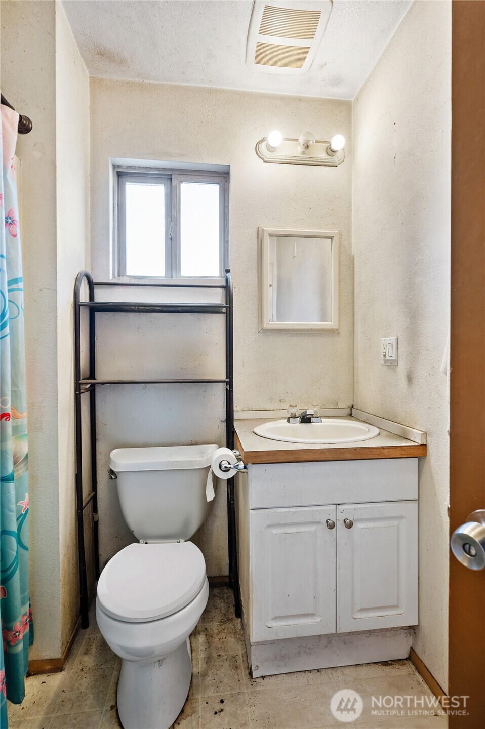 8821 35th Avenue Southwest Seattle, WA 98126 - Photo 29 of 30 Gallery Image 29
