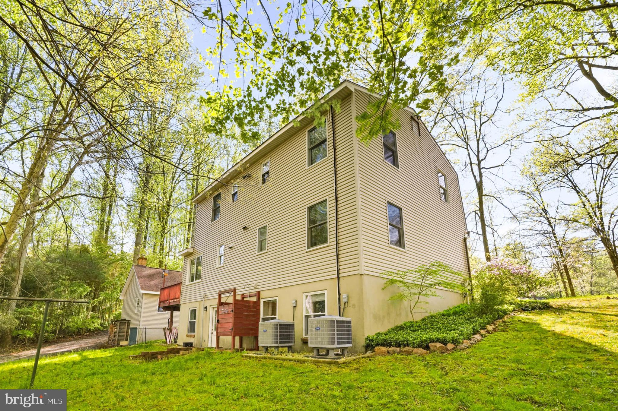 7049 Mink Hollow Road Highland, MD 20777 - Photo 12 of 72