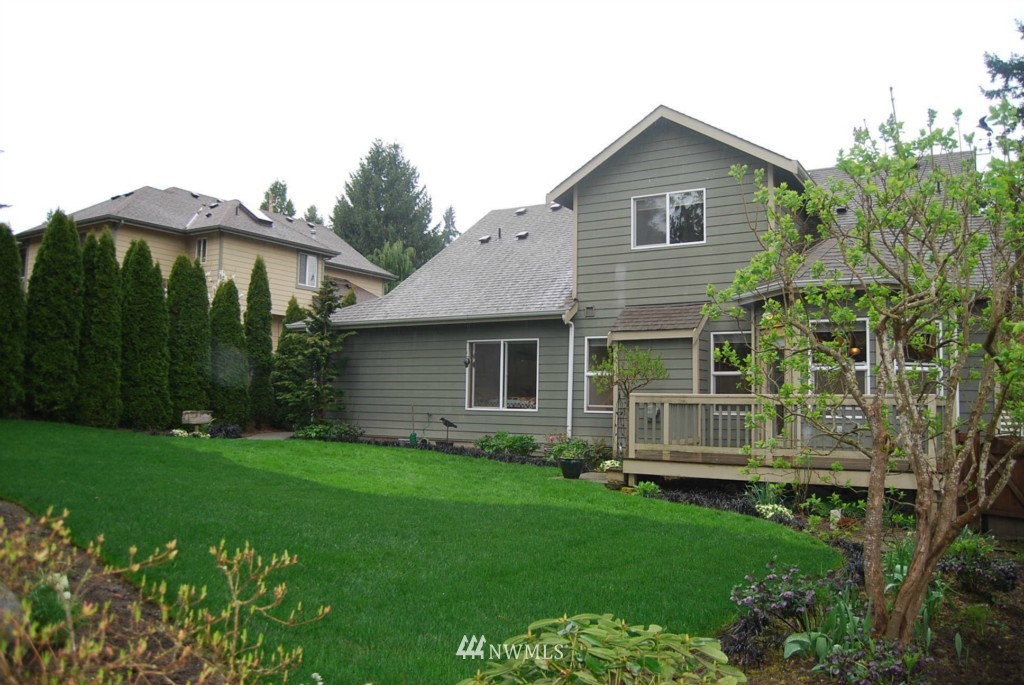 9423 Northeast 175th Street Bothell, WA 98011 - Photo 12 of 12 Gallery Image 12