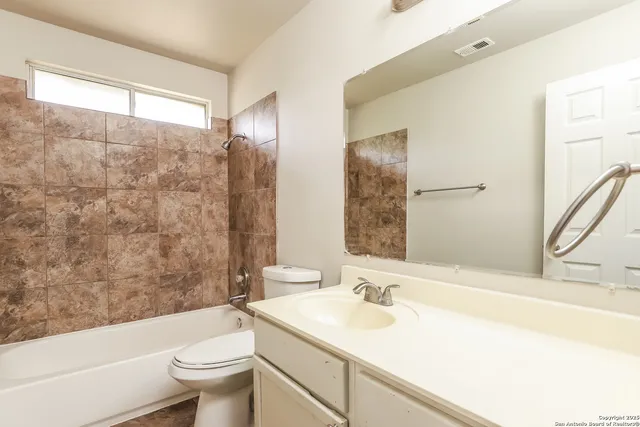 $1,695 | 4606 River Brook Drive, San Antonio, TX 78244