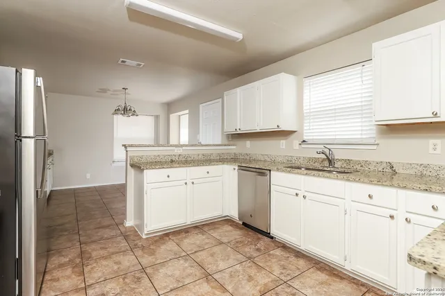 $1,695 | 4606 River Brook Drive, San Antonio, TX 78244