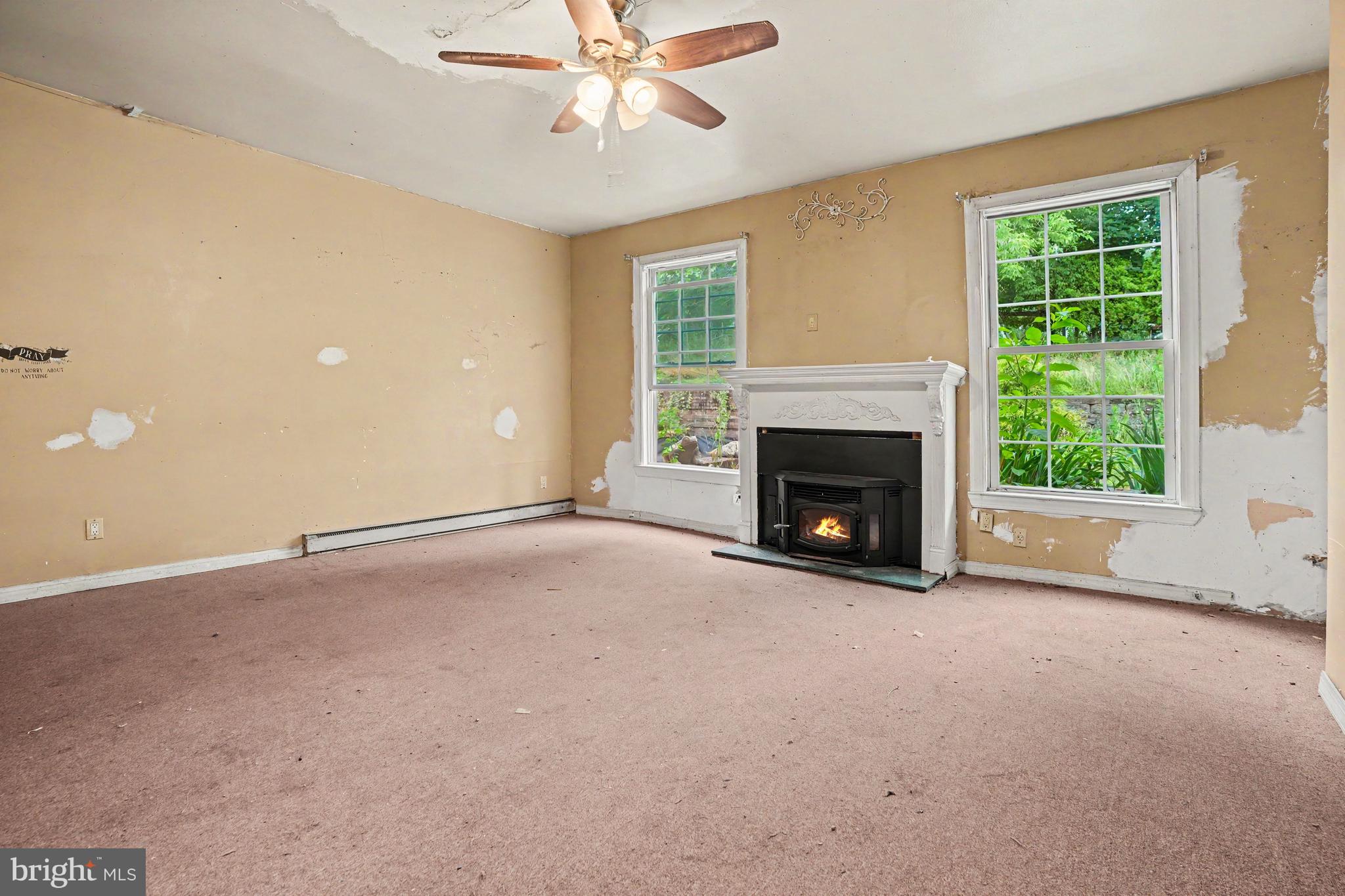 856 Old Forge Road New Cumberland, PA 17070 - Photo 5 of 42