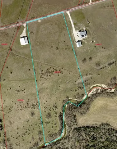 a view of an outdoor space and a yard