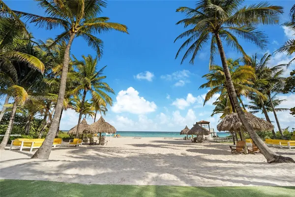 a view of a tennis court