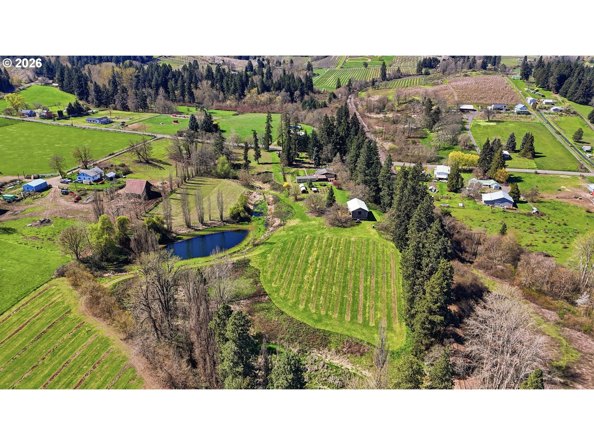 3301 Wyeast Road Hood River, OR 97031 - Photo 2 of 42