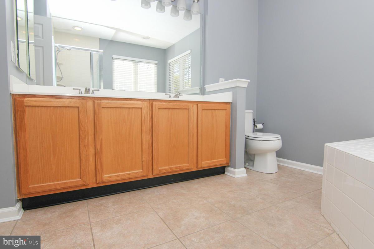 1439 Bretton View Road Annapolis, MD 21409 - Photo 15 of 30 Bath (Master)