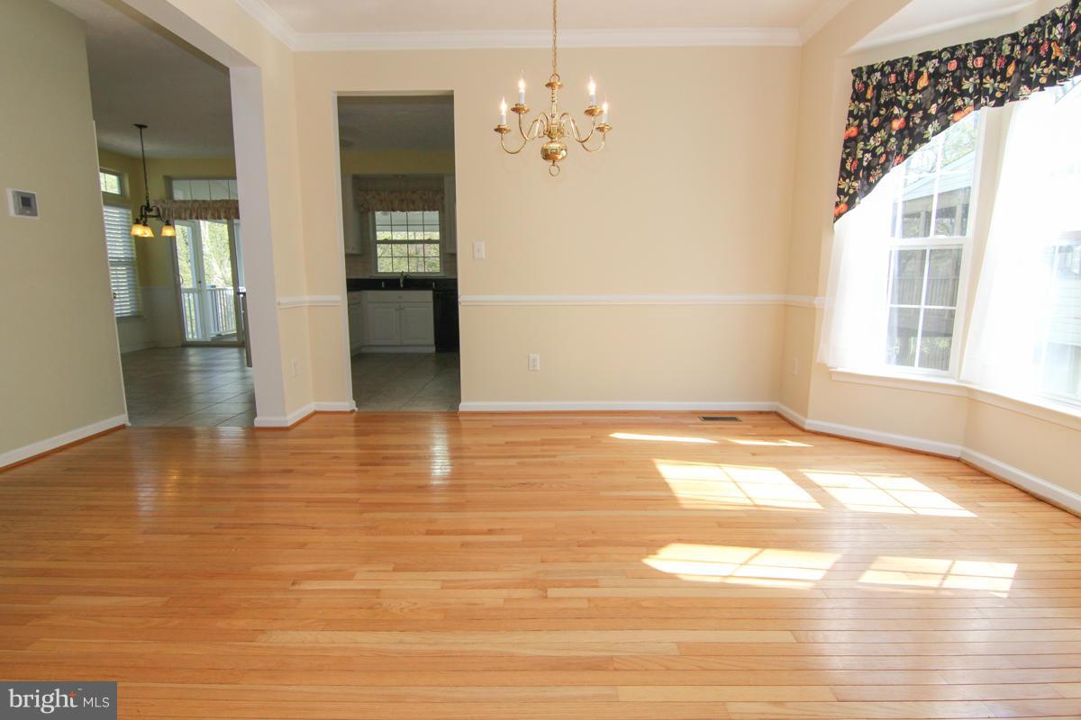 1439 Bretton View Road Annapolis, MD 21409 - Photo 4 of 30 Dining Room