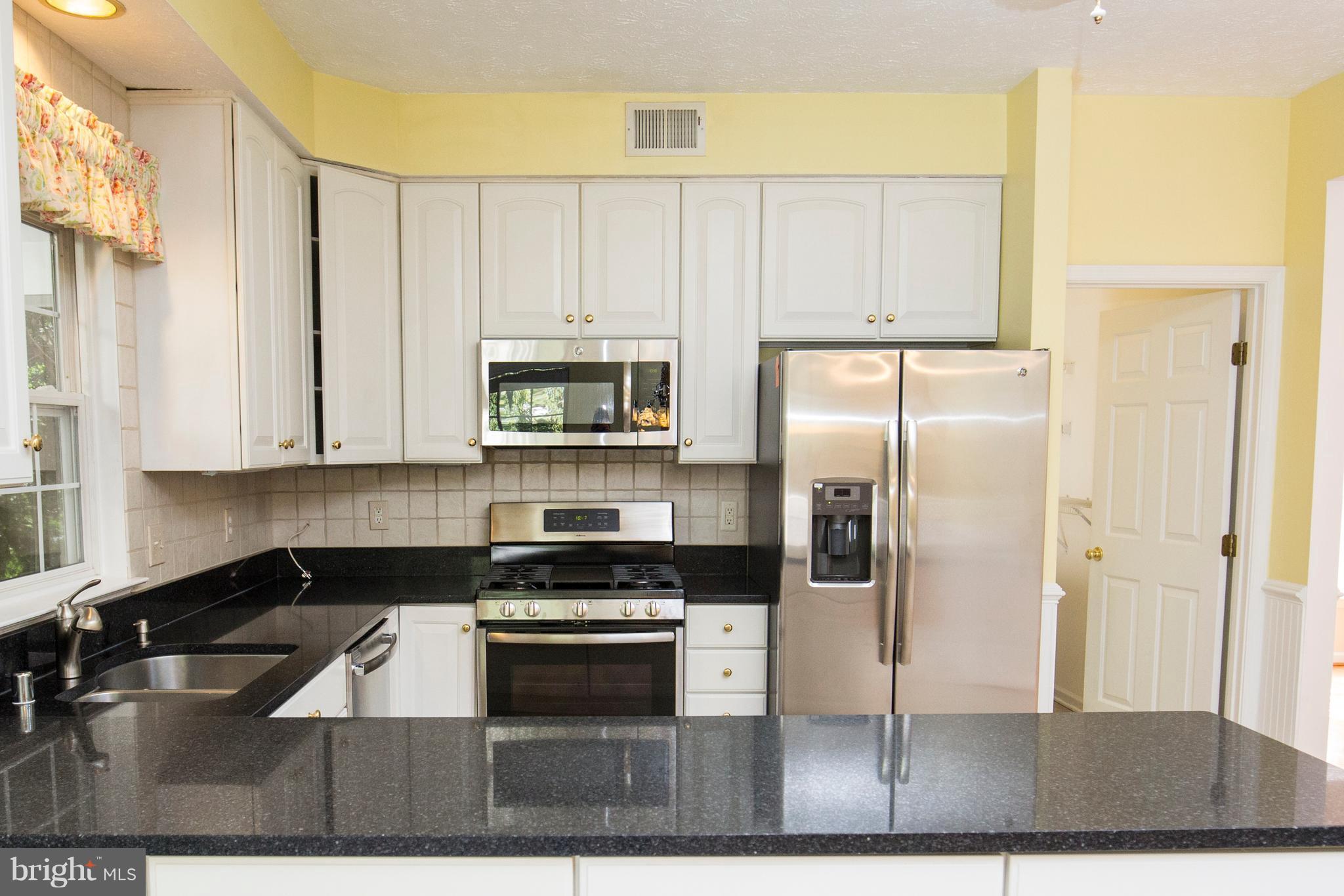 1439 Bretton View Road Annapolis, MD 21409 - Photo 9 of 30 Kitchen