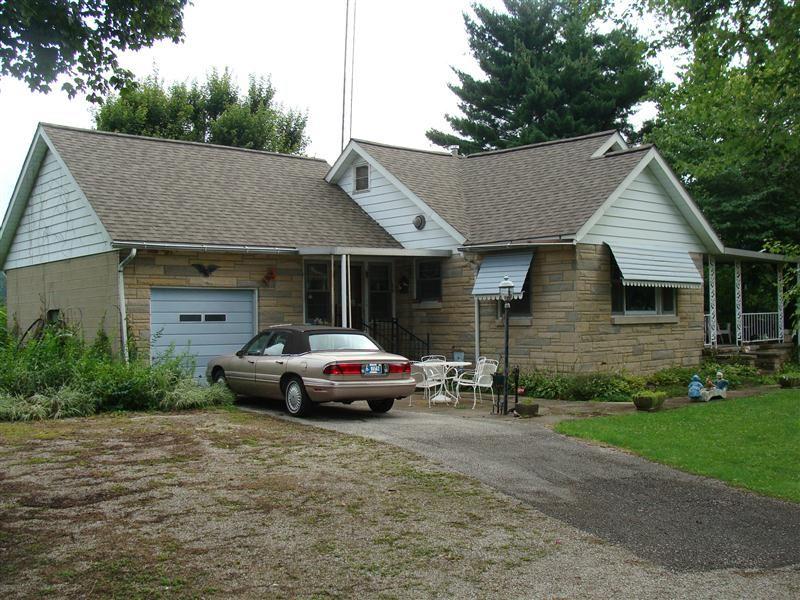 3015 East St Road Bloomfield, IN 47424 - Photo 1 of 1