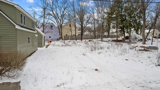 $94,800 | 18 Worster Street, Farmington, NH 03835