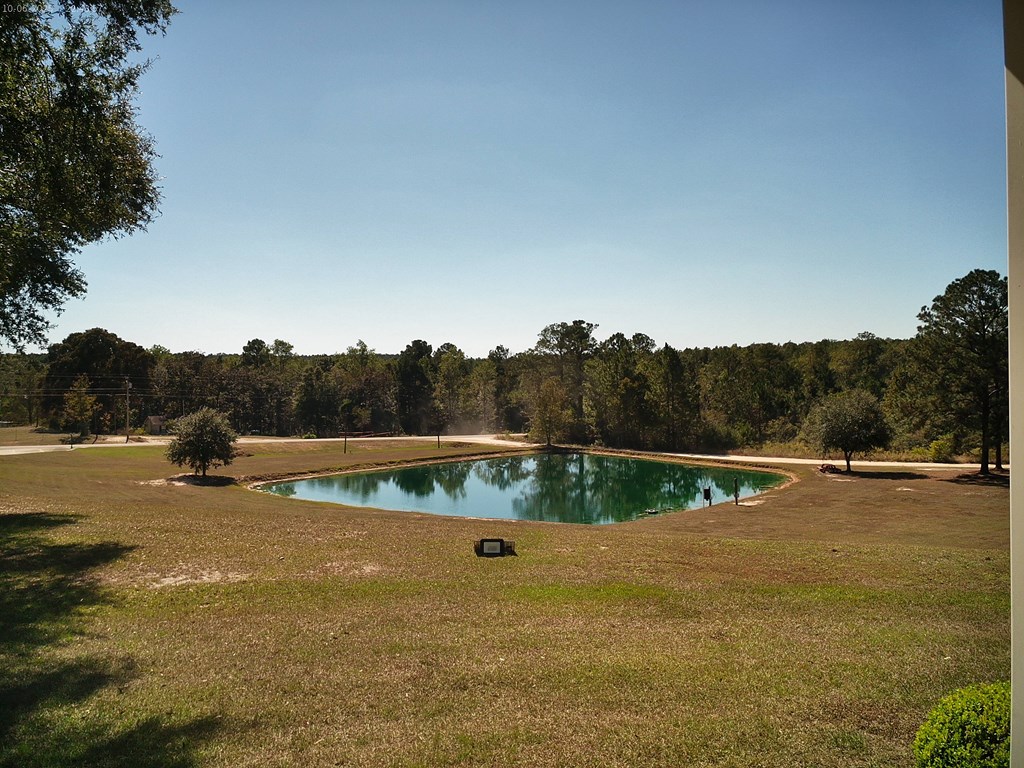 12543 Harrelson Loop Andalusia, AL 36420 - Photo 18 of 52