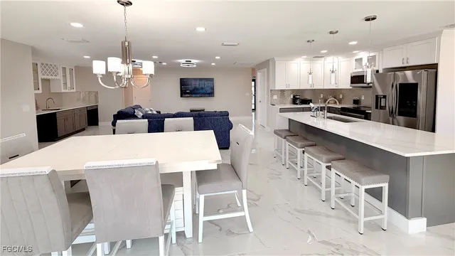 $4,500 | 201 Randy Lane, Fort Myers Beach, FL 33931