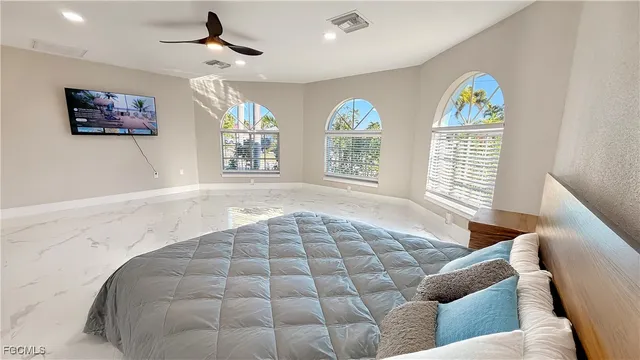 $4,500 | 201 Randy Lane, Fort Myers Beach, FL 33931