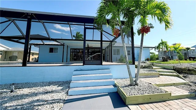 $4,500 | 201 Randy Lane, Fort Myers Beach, FL 33931