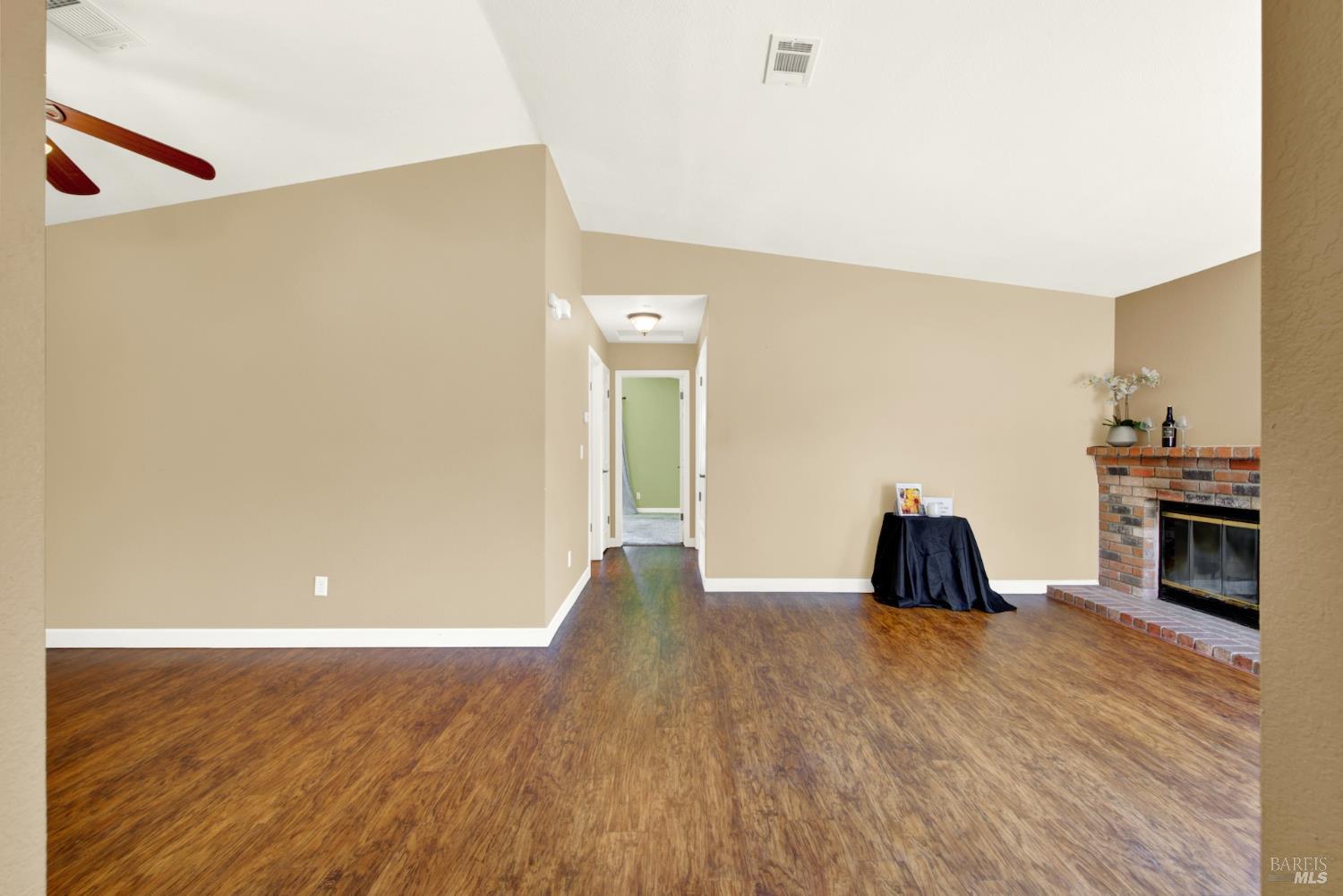 903 Daniel Street Fairfield, CA 94533 - Photo 7 of 51