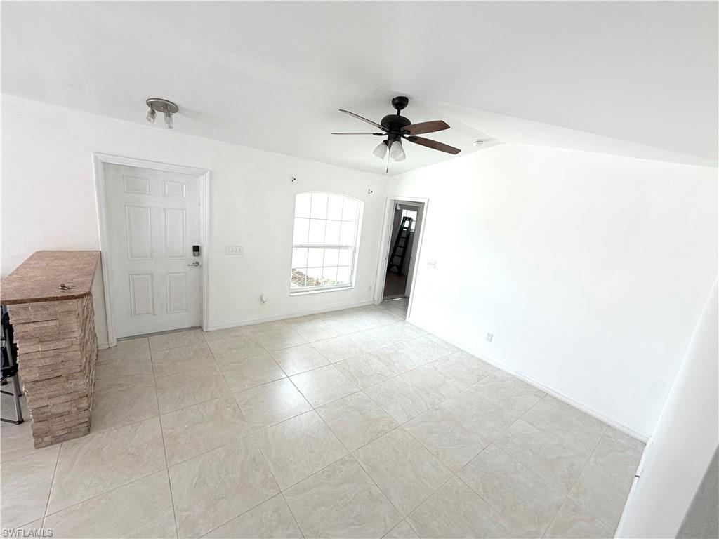 3586 Seagrape Avenue Naples, FL 34104 - Photo 10 of 44