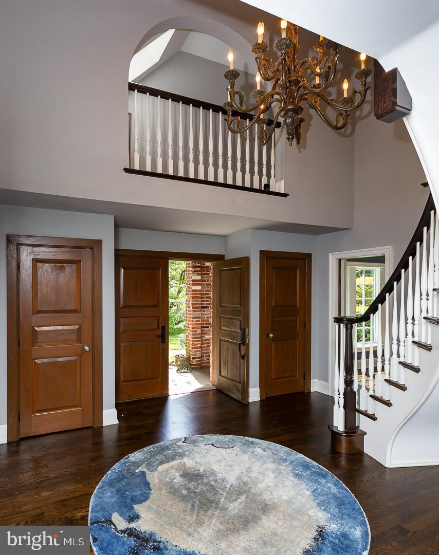 1238 Page Terrace Villanova, PA 19085 - Photo 6 of 45