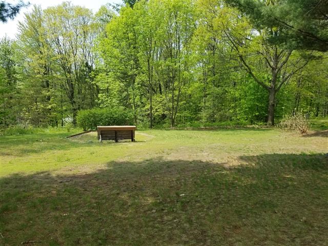 4225 Cedar Lake Road Traverse City, MI 49685 - Photo 32 of 36 1862038-31.JPG