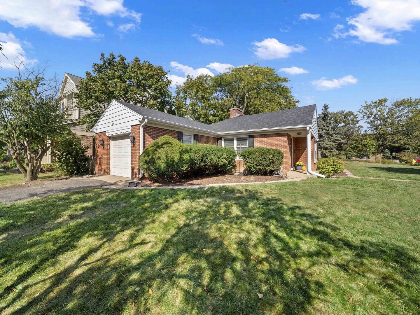 1100 Raleigh Road Glenview, IL 60025 - Photo 4 of 39