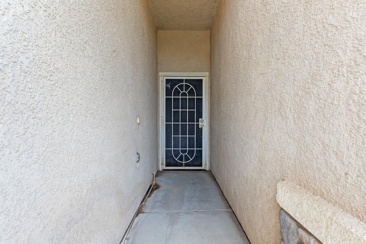 2085 Solis Street Merced, CA 95348 - Photo 4 of 30