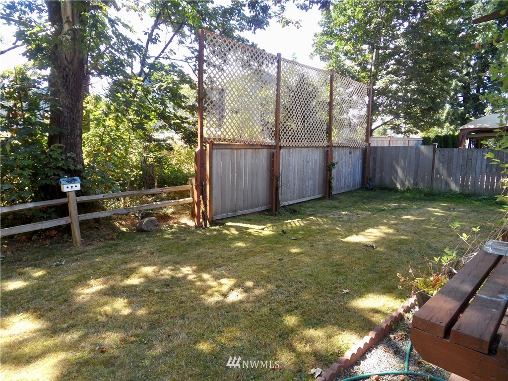 17032 110th Place Southeast Renton, WA 98055 - Photo 11 of 13 Gallery Image 11