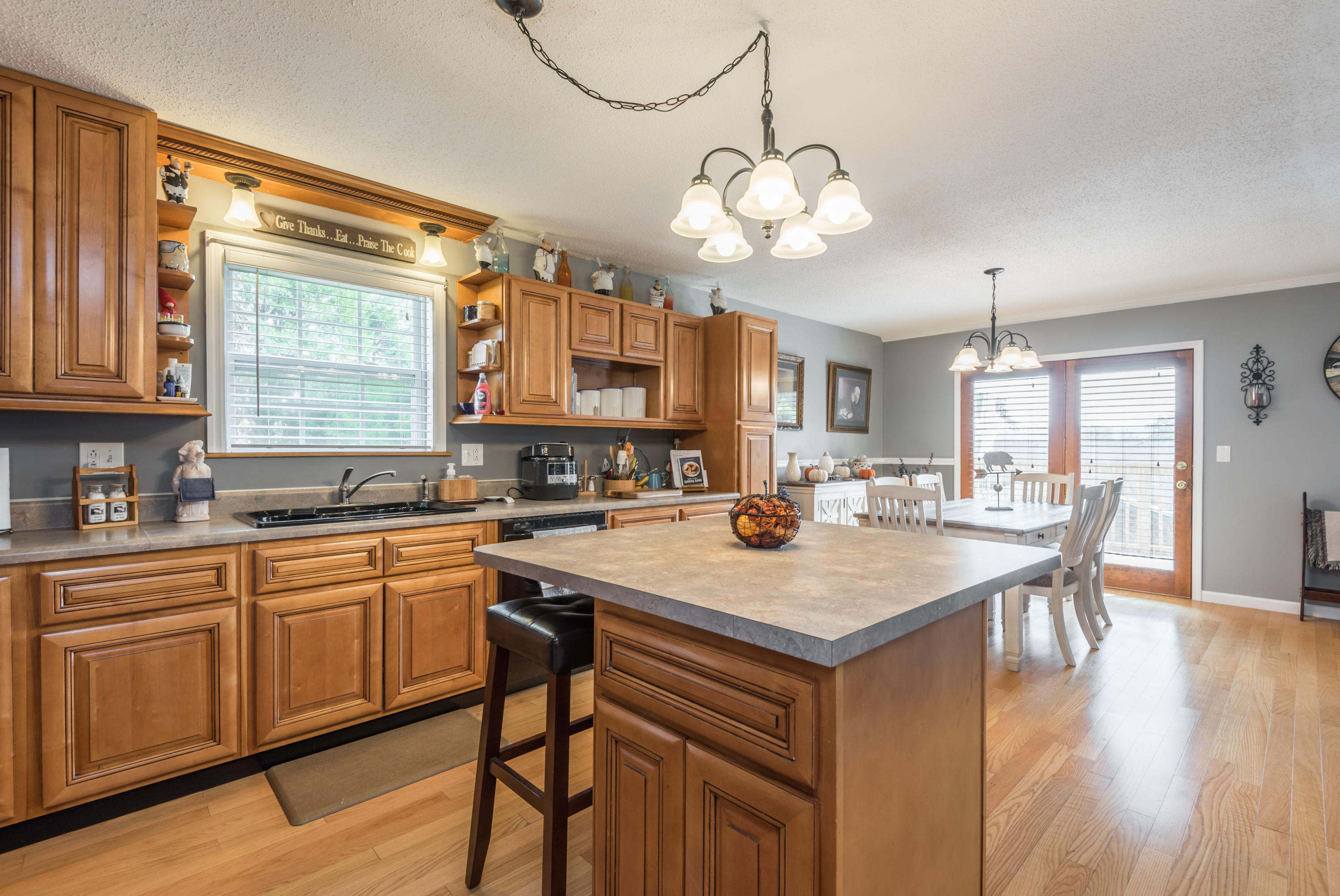 7728 Cedarcrest Road Knoxville, TN 37938 - Photo 8 of 39 7728CedarcrestRd-8