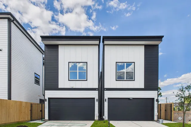 $399,900 | 1103 Amundsen Street, Houston, TX 77009