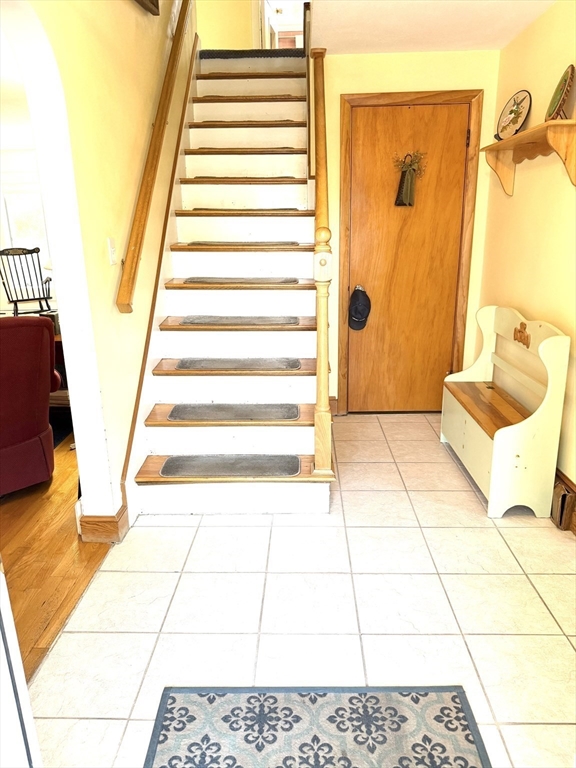 63 Adele Road Quincy, MA 02169 - Photo 3 of 36 Gallery Image 3