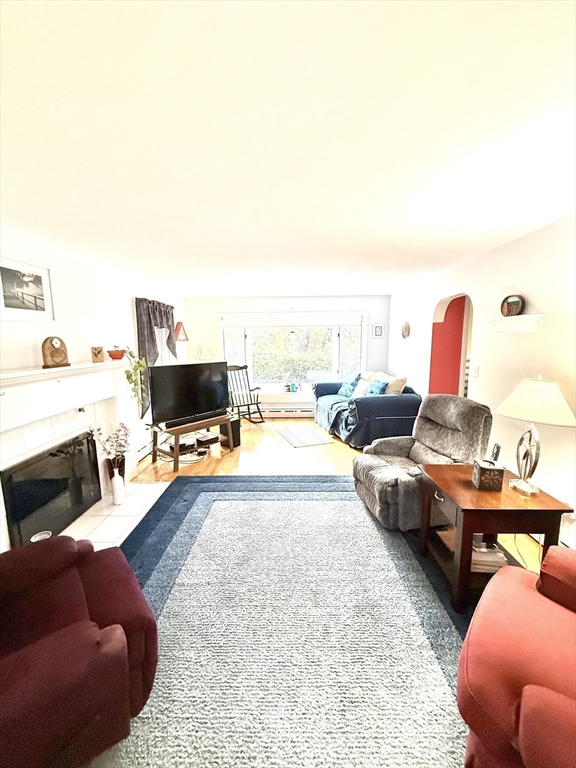 63 Adele Road Quincy, MA 02169 - Photo 4 of 36 Gallery Image 4