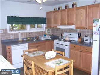 103 Estates Road Pine Hill, NJ 08021 - Photo 2 of 8 Kitchen