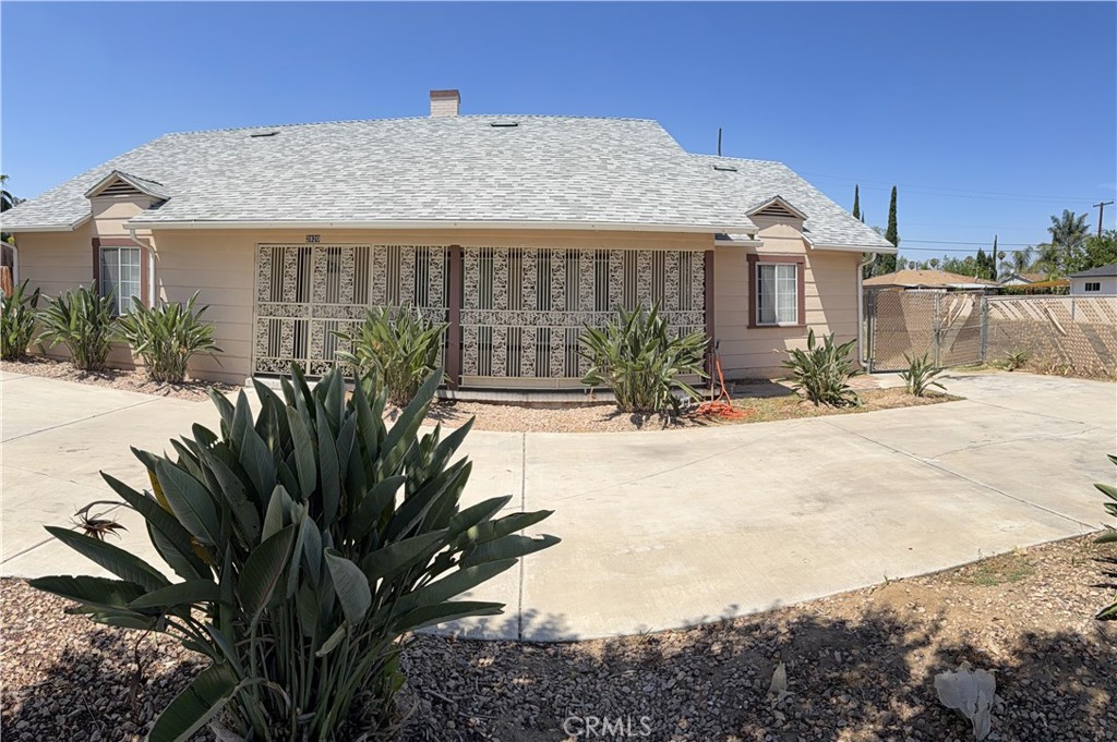 2820 Madison Street Riverside, CA 92504 - Photo 1 of 20